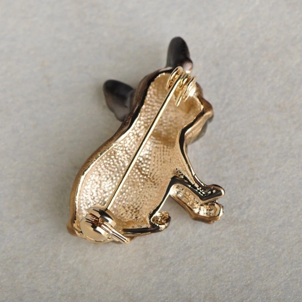 VQ Gold Pug Dog Brooch with Green Eyes - Picture 4 of 4